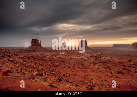 Monument Valley Navajo Tribal Park dans le Banque D'Images