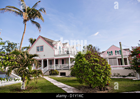 Maisons en bois traditionnelles dans Dunmore Town, Harbour Island, Bahamas Banque D'Images