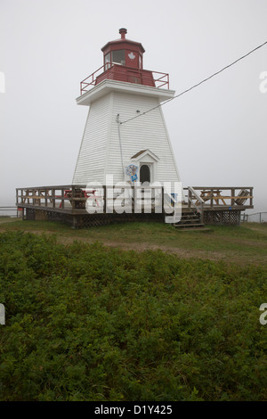 Le phare à Neil's Harbour, île du Cap-Breton, Nouvelle-Écosse Banque D'Images