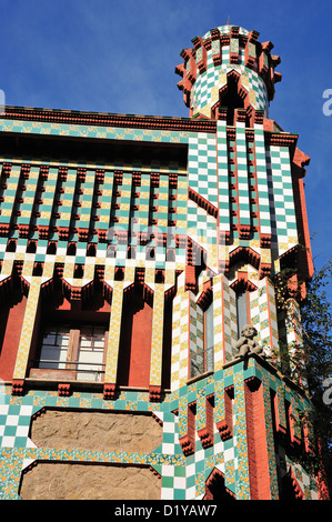 Espagne, Catalogne, Barcelone. Casa Vicens (1883-5 - Antoni Gaudi's premier travail professionnel) dans Carrer de les Carolines Banque D'Images