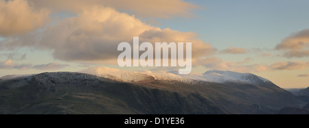 Panorama de Helvellyn gamme de montagnes dans le Lake District Banque D'Images