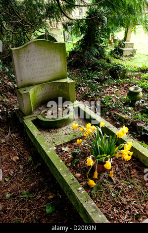 La tombe de Sir John Cockcroft, physicien et Prix Nobel. Cimetière à l'ascension de l'âme, tous les Lane, Cambridge Banque D'Images