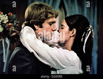 Histoire d'amour Love Story Ryan O'Neal, Ali Frédéric Babey gegen den Willen senneur reichen Die Eltern heiratet Oliver (Ryan O'Neal) seine Banque D'Images
