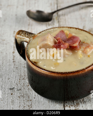 Chaudrée de maïs de tasse avec Bacon Banque D'Images