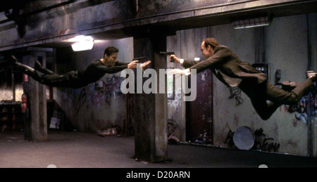 Matrix Matrix, Neo (Keanu Reeves), Smith (Hugo Weaving) *** légende locale *** 1999 -- Banque D'Images