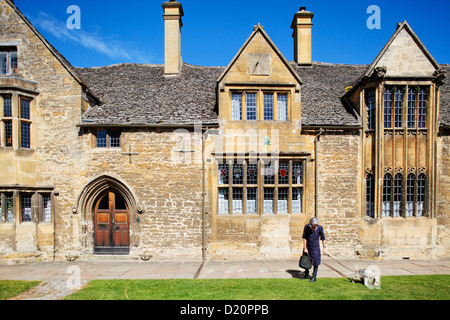 Bâtiments à High Street, Chipping Camden, Gloucestershire, Cotswolds, en Angleterre, Grande-Bretagne, Europe Banque D'Images