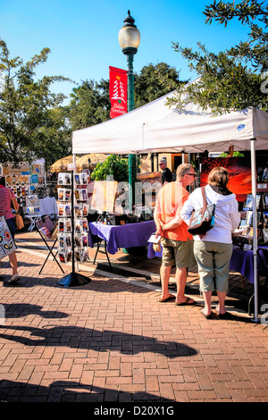 Arts et artisanat à vendre au marché des fermiers de Forida Sarasota hebdomadaire Banque D'Images