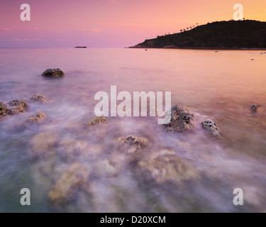 L'humeur du matin sur le brin de Haad Khom dans la soirée, l'île de Koh Phangan, Thaïlande Banque D'Images