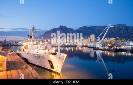 Les quais commerciaux à Victoria and Alfred Waterfront, Cape Town Banque D'Images