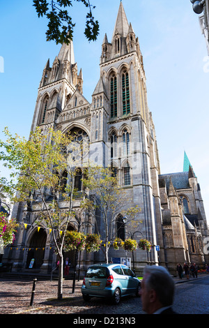 La cathédrale de la Bienheureuse Vierge Marie, Truro est une cathédrale anglicane située dans la ville de Truro, Cornwall, avant exterior Banque D'Images