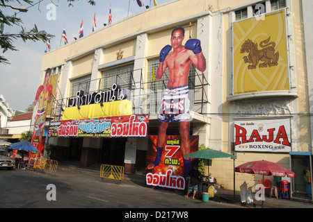 Stade de Boxe Thaï de Rajadamnern Banque D'Images