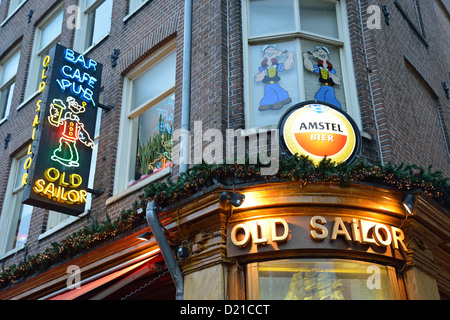 Café vieux marin dans red-light district, Oudezijds Achterburgwal, De Walletjes, Amsterdam, Pays-Bas, Holland Noord