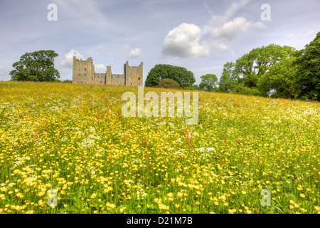 Bolton Castle, un château du xive siècle situé dans Wensleydale, North Yorkshire, en Angleterre. Banque D'Images