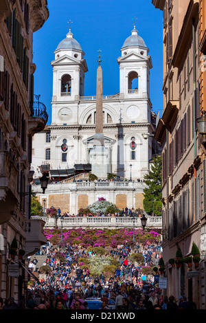 Église Trinita dei Monti, Piazza di Spagna Rome Italie Banque D'Images