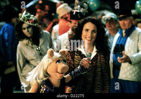 Muppets Aus dem tous les Muppets From Space Miss Piggy, Andie MacDowell *** *** Local Caption 1999 Columbia TriStar Banque D'Images