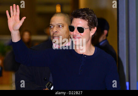 9 janvier 2013 - Tokyo, Japon - L'acteur américain TOM CRUISE arrive à l'Aéroport International d'Incheon le 9 janvier 2013 à Séoul, Corée du Sud. (Crédit Image : © Jana Corée Presse/press/ZUMAPRESS.com) Jana Banque D'Images