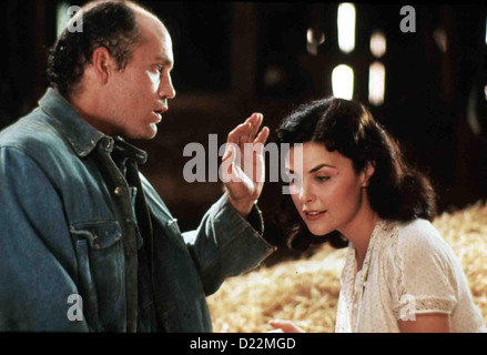 Maeusen von Menschen und Hommes Sherilyn Fenn, Souris John Malkovich dann als auch noch Curleys Frau (Sherilyn Fenn) mit Lennie Banque D'Images