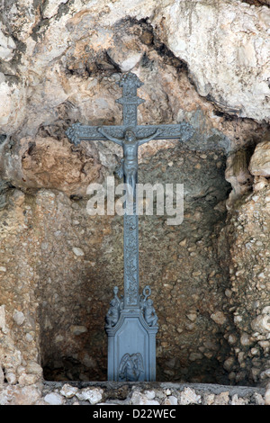 Le crucifix dans le sanctuaire de Notre Dame de Lourdes et de Vepric, Croatie Banque D'Images