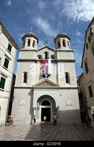 Eglise Saint-Nicolas sur la place de saint Luc dans la vieille ville de Kotor. Monténégro Banque D'Images