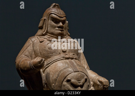 Temple bouddhiste gardien sculpture, Dynastie Tang, 7e siècle, Chine Banque D'Images