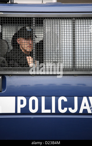 Poznan, Pologne, la police de voitures de patrouille au cours d'une manifestation Banque D'Images