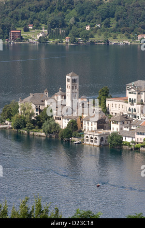 Piémont : Isola San Giulio - vue de Sacro Monte di San Francisco Banque D'Images