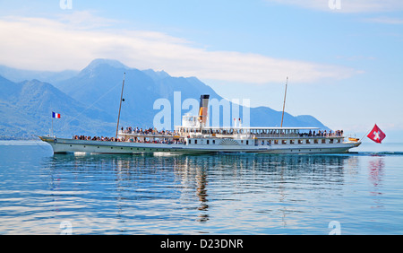 Bateau à vapeur d'époque sur le lac Léman (Lac Léman) Banque D'Images