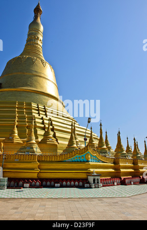 Bouddha Bouddhisme bouddhas,,Birman,Pagode Shwemawdaw Paya,pays,plus,Stupa Bago (ancienne capitale du royaume Môn)Myanmar Birmanie, Banque D'Images