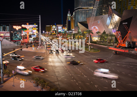 Centre-ville de nuit situé sur le Strip de Las Vegas. Banque D'Images