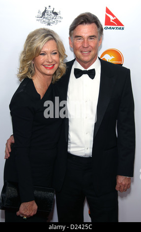 L'actrice Olivia Newton-John et mari John Easterling assister au G'DAY USA Los Angeles gala cravate noire à l'hôtel JW Marriott à Los Angeles, USA, le 12 janvier 2013. Photo : Hubert Boesl/dpa Banque D'Images