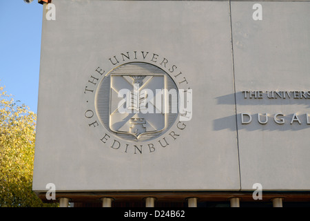 Logo sculpté sur Dugald Stewart Construction de la psychologie à l'Université d'Edimbourg. Banque D'Images