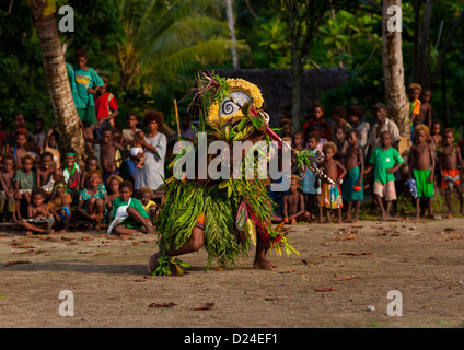 La danse des masques Malagan Tatuana, New Ireland Island, Papouasie Nouvelle Guinée Banque D'Images