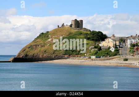 Château de Criccieth plage Gwynedd au Pays de Galles UK Banque D'Images