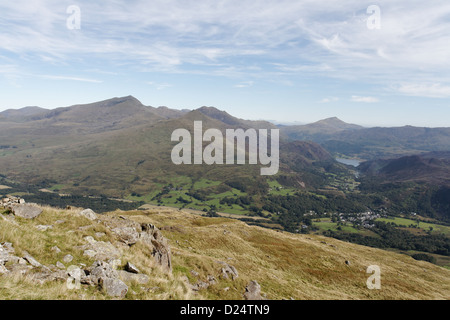 Vue vers Snowdon et de Beddgelert Moel Hebog Snowdonia, Banque D'Images