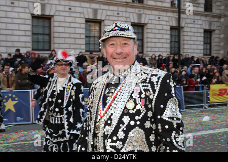 En 2013 New Years Day Parade à Londres Pearly Kings and Queens. Banque D'Images