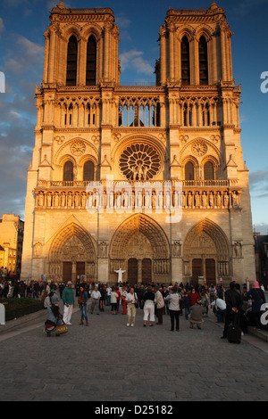 Notre Dame de Paris, la cathédrale Notre-Dame de Paris Banque D'Images