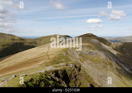 Avis de Mynydd Perfedd et Foel Goch de Snowdonia, Y Garn Banque D'Images