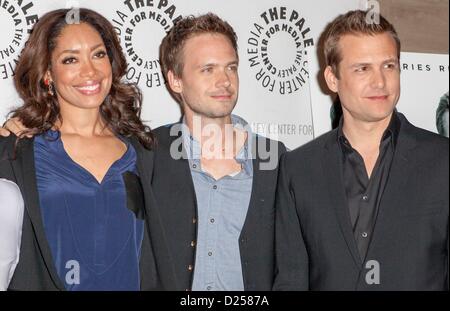 Los Angeles, Californie, USA. 14 janvier 2013. Gina Torres, Patrick J. Adams, Gabriel Macht présents pour la Paley Center for Media présente une soirée avec des costumes, Paley Center for Media, Los Angeles, CA, 14 janvier 2013. Photo par : Emiley Schweich/Everett Collection Banque D'Images