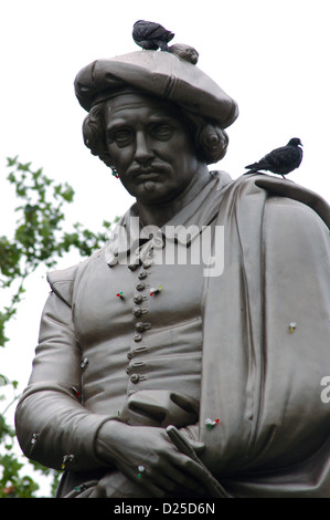 Rembrandt (1606-1669). Peintre hollandais. Statue de Louis Royer (1793-1868), 1852. Détail. La place Rembrandt. Amsterdam. La Hollande. Banque D'Images