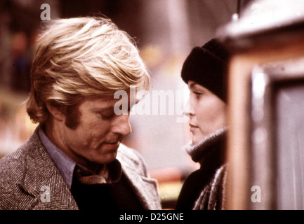 Die drei tage des trois jours du Condor Condor Faye Dunaway, Robert Redford CIA-Mitarbeiter Joe Turner (Robert Redford) entgeht Banque D'Images