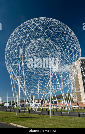 Sculpture de Belfast augmenter d'artiste Wolfgang Buttress Banque D'Images