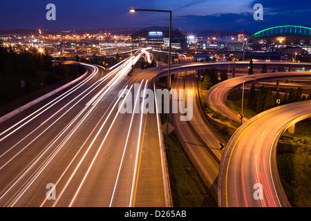 ROUTE 5 Interstate Highway INTERCHANGE SEATTLE WASHINGTON STATE USA Banque D'Images