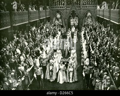 Couronnement DE LA REINE ELIZABETH II à l'abbaye de Westminster le 2 juin 1953 Banque D'Images