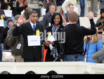 Aviateurs nous stand-in comme le président Barack Obama et Première Dame Michelle Obama lors d'une répétition générale de la cérémonie d'inauguration présidentielle, le 13 janvier 2012 à Washington, DC. La deuxième séance inaugurale pour le président Barack Obama aura lieu le 21 janvier. Banque D'Images