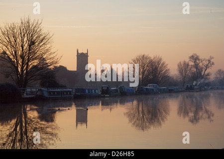 Frampton sur Severn & de Gloucester Sharpness canal en hiver, UK Banque D'Images
