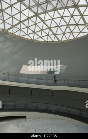 Hall d'entrée au Musée de la bombe atomique de Nagasaki, Japon Banque D'Images