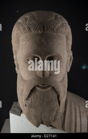 Les vestiges d'une statue du Christ de la cathédrale Urakami détruite dans l'explosion atomique. Nagasaki Atomic Bomb Museum Banque D'Images