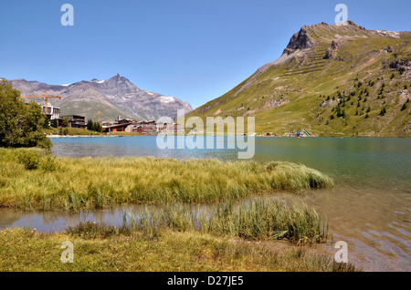 Lac de Tignes, située dans la vallée de la Tarentaise, département de la Savoie et la région Rhône-Alpes France Banque D'Images