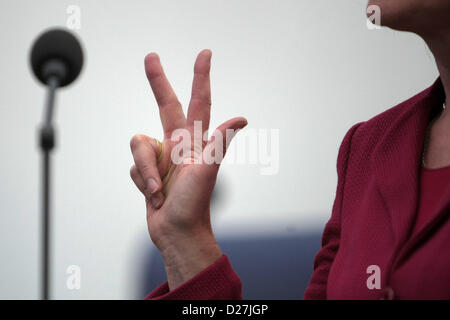 Mainz, Allemagne. 16 janvier 2013. Nouveau Premier Ministre de Rhénanie-Palatinat, Malu Dreyer, est assermenté à l'état le parlement à Mainz, Allemagne, 16 janvier 2013. Aujourd'hui, ancien ministre de la santé de la Rhénanie-Palatinat Dreyer assumera la fonction de Premier ministre Beck, qui a démissionné pour raisons de santé. Photo : FREDRIK VON ERICHSEN Banque D'Images