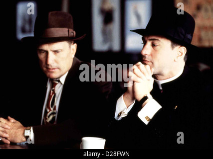 Fesseln der Macht True Confessions Robert Duvall, Robert De Niro Tom in Spellacy (Robert Duvall) Jack schliesslich entlarvt Banque D'Images